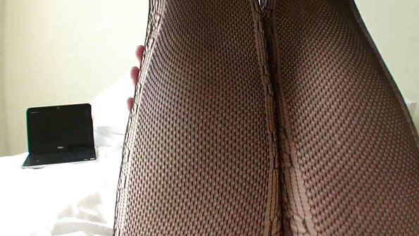 సిరా పోర్న్ స్టార్ బోనీ రాటెన్ మరియు నల్ల కిరా నోయిర్ బిల్ బైలీని పంచుకున్నారు
